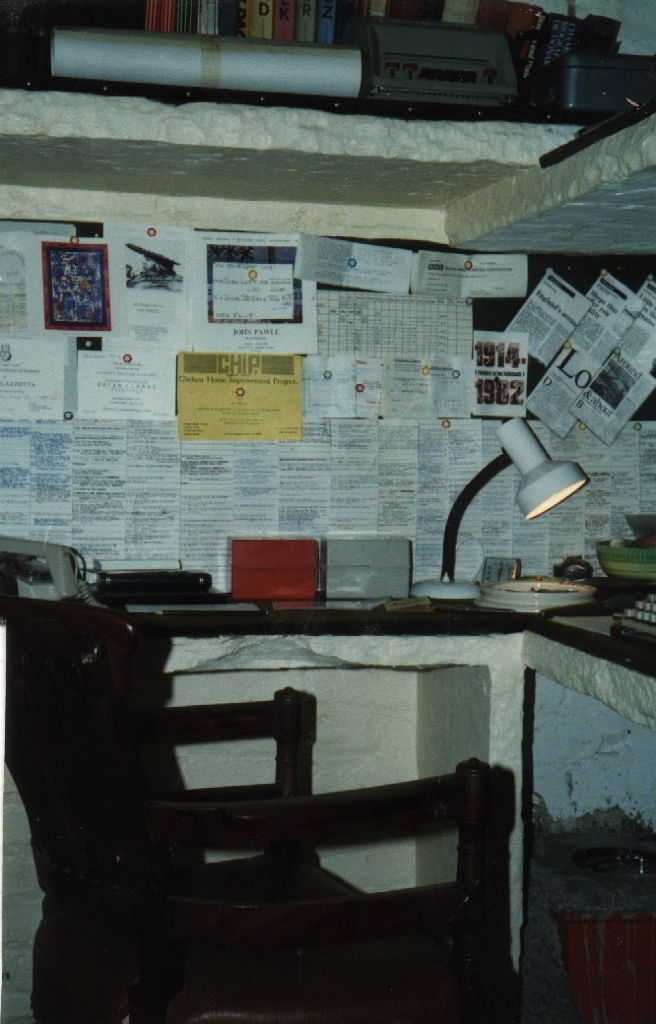 19840000c ECS Office 1.jpg